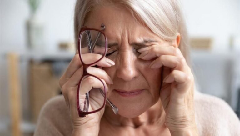 أخطاء شائعة تضر بصحة العين يوضحها الدكتور سلطان الدريس