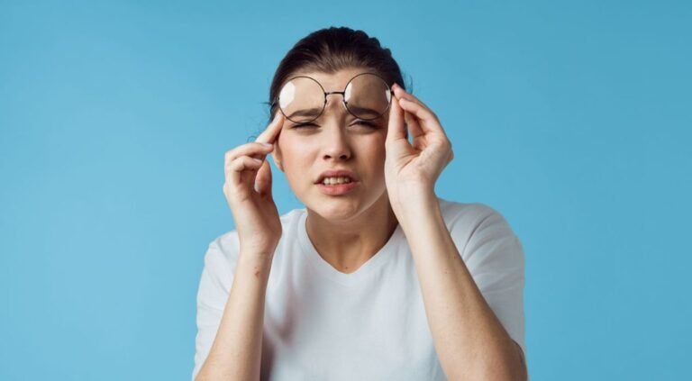 الفرق بين الإرهاق البصري وأمراض العين يوضحه الدكتور سلطان الدريس – الرياض